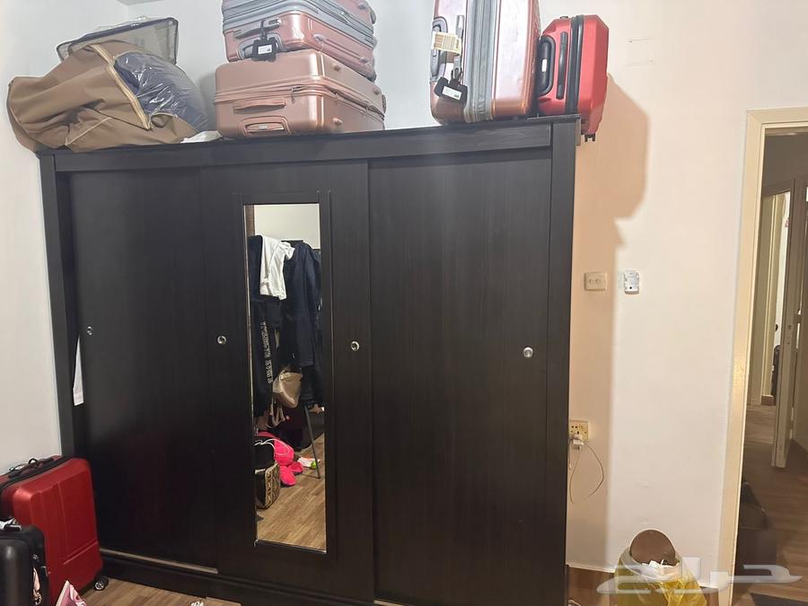 غرفة نوم شبه جديده لدواعي السفر64385383973762112