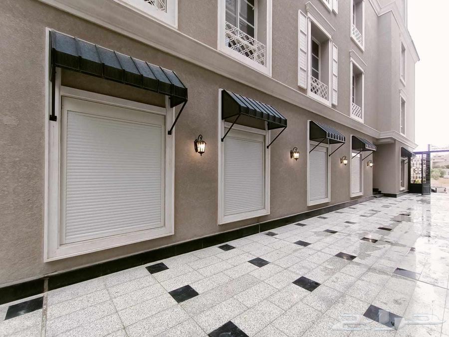 Royal Shutter64379341289475112