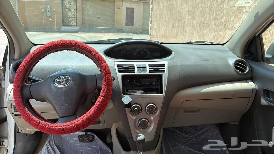 تويتا ياريس 2009 اوتوماتيك للبيع64525607805443111