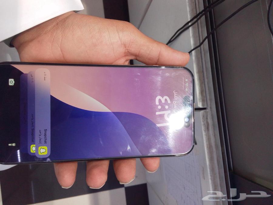 iPhone 16 Pro Max used, very clean, comes with all accessories, screen replaced64385775644547111