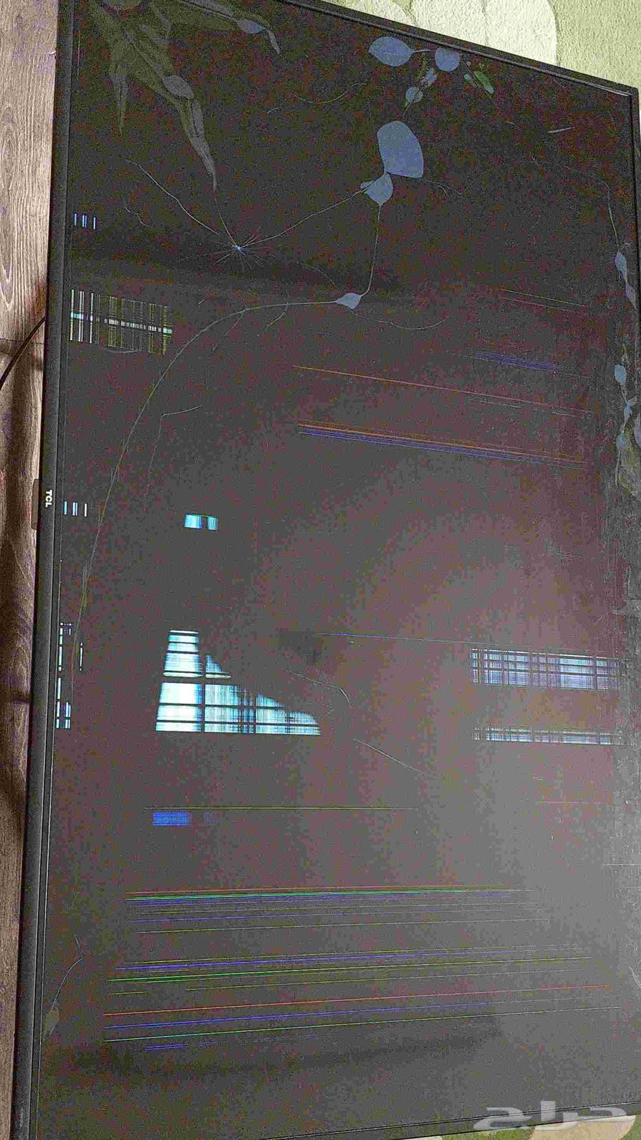 TCL 55-inch smart screen, only the back cover is broken64381892669955111