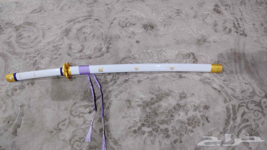 Zoro's sword Odin. Wooden and beautiful, unused64384134394626112