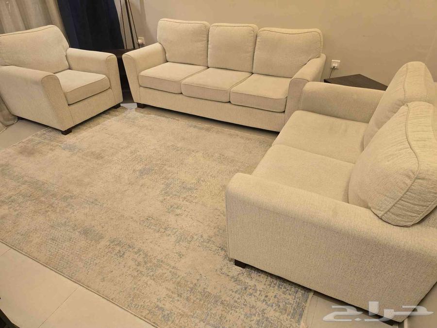 طقم كنب من هوم بوكس للبيع64388880878723110