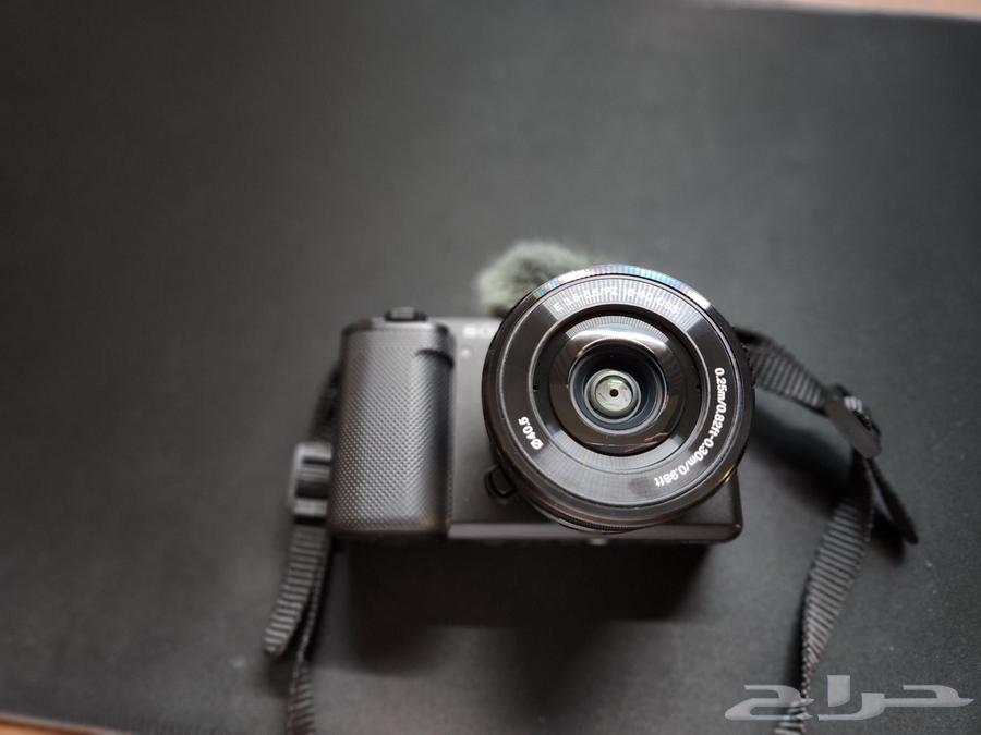 كاميرا ZV-E10 شبه جديدة64386668742913110