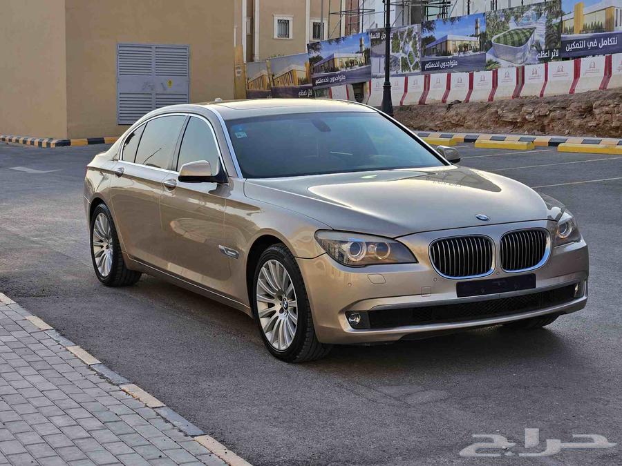 BMW 730 - 2010 مخزن بحالة الوكالة64537128094721111
