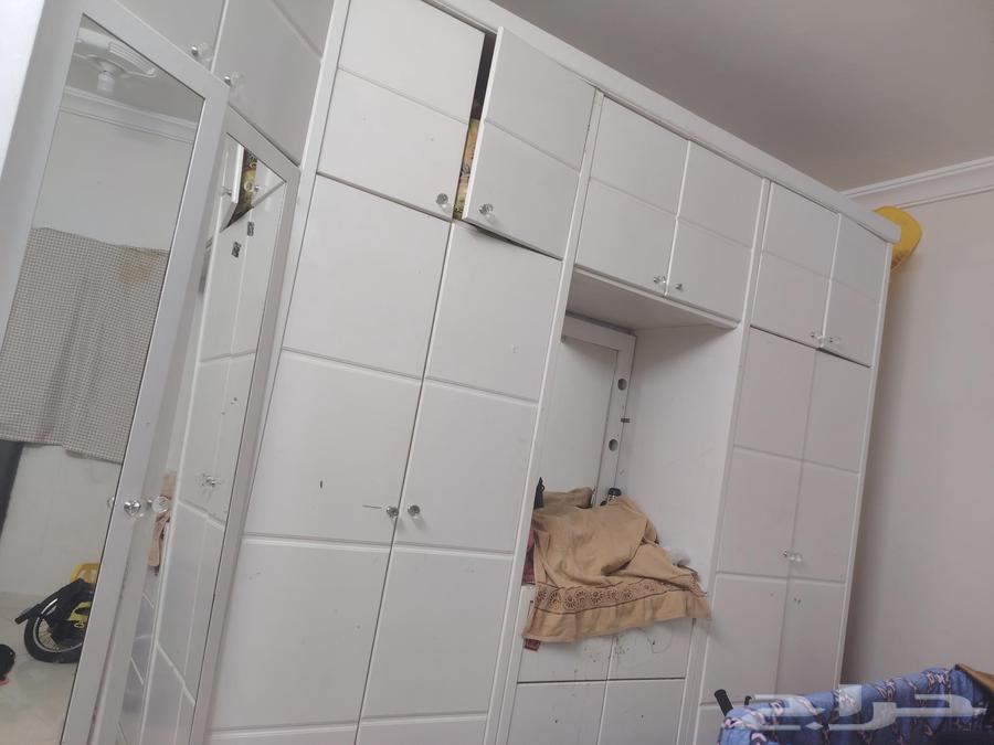 دولاب64389336583041110