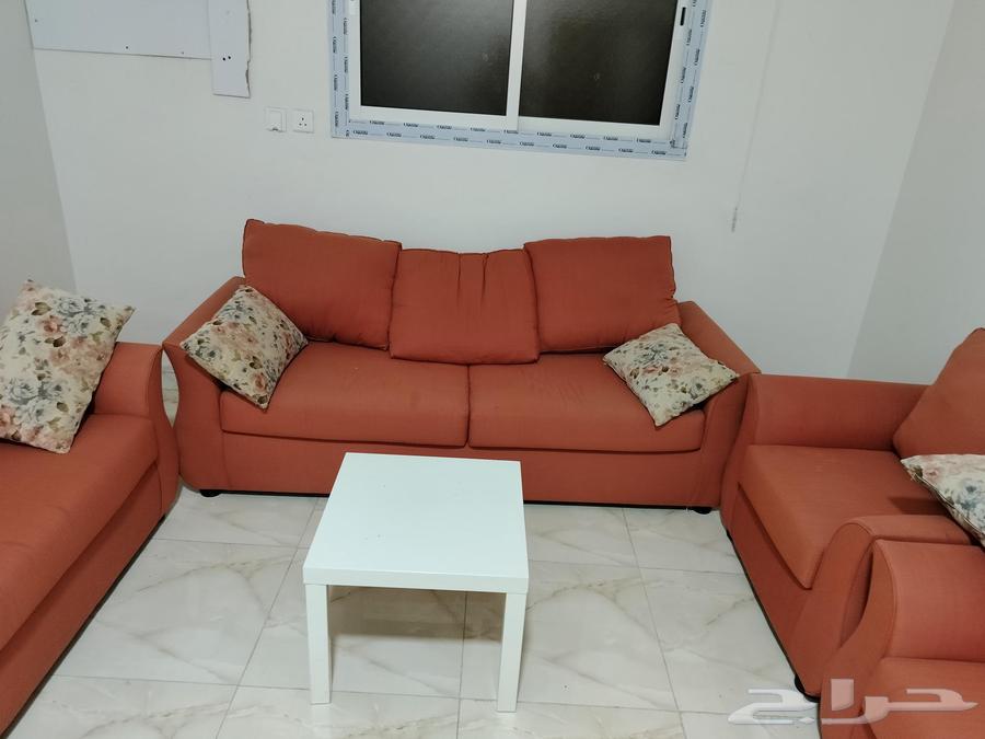 طاقم كنب و ستاءر للبيع64382873584130112