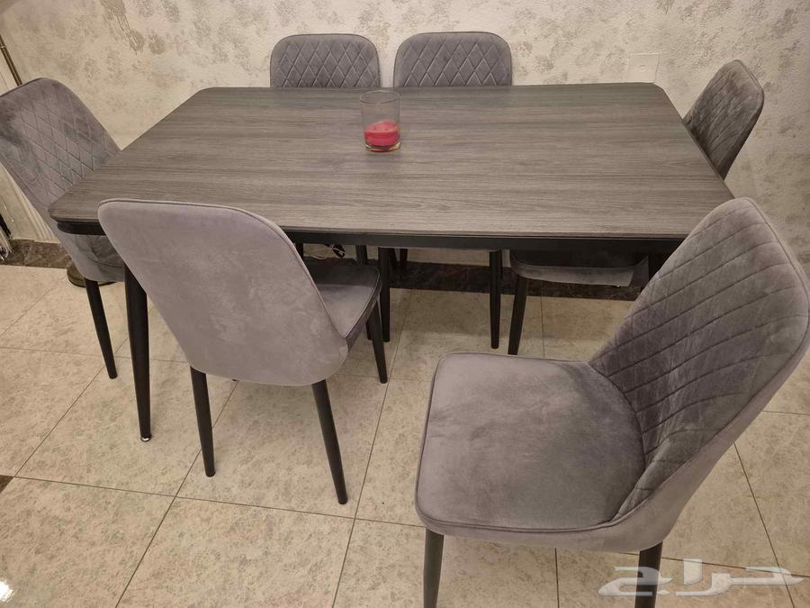 طاوله طعام64378382670338111