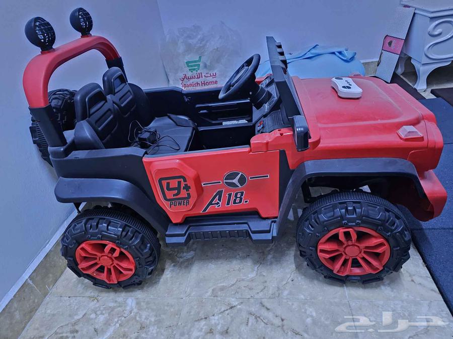 New large-sized children's car with remote control and charger64384521201410110