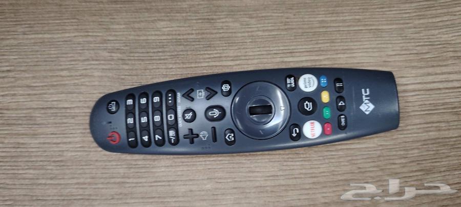 شاشة للبيع سمارت 65 بوصه مكسوره اشتريت قبل شهرين تقريبا64378164200449110