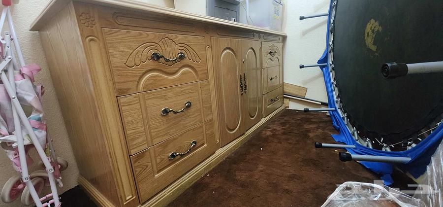 تسريحه شبه جديده خشب ثقيل 200 ريال64381548294787110