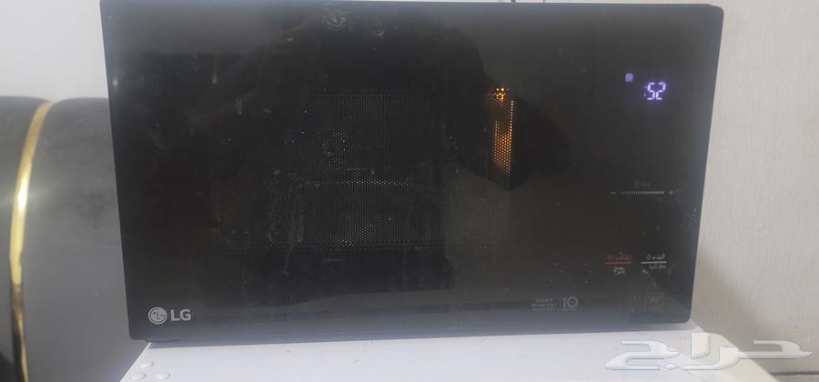 بيع ثلاجه مكتبيه وفرن كهربائي64377491238658112