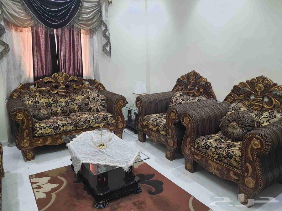 بيع غرفة معيشة بحالة ممتازة لاعلى سوم64380833425154113