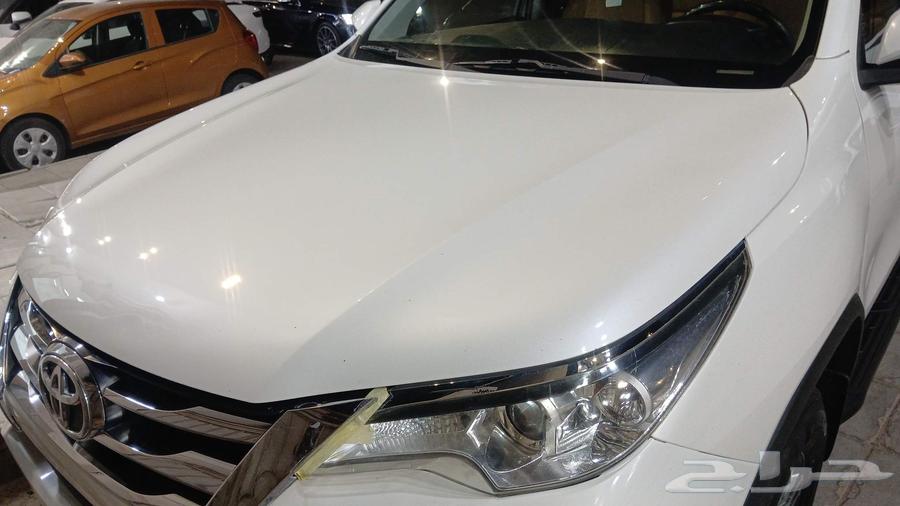 جيب تويوتا فورتشنر 201864527474400002112