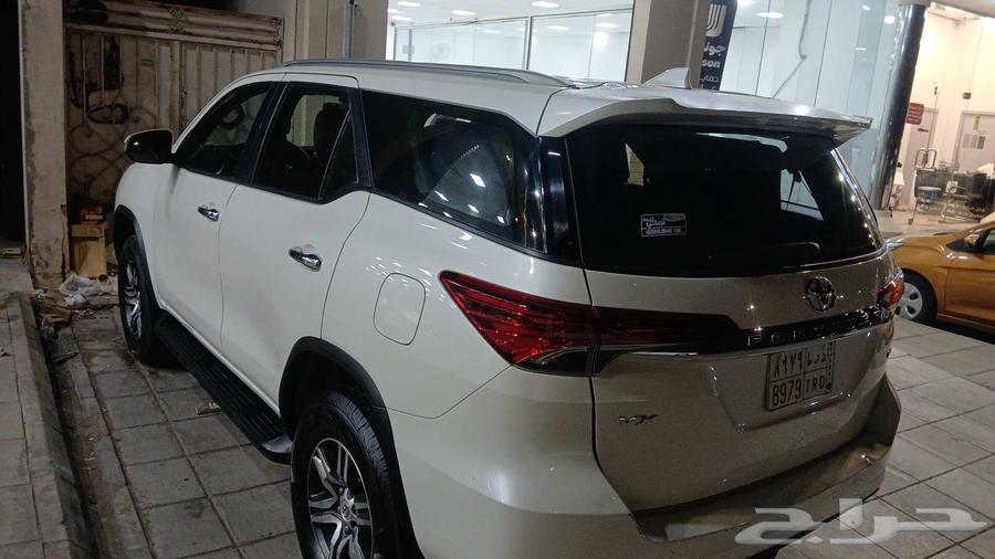 جيب تويوتا فورتشنر 201864527474400002113