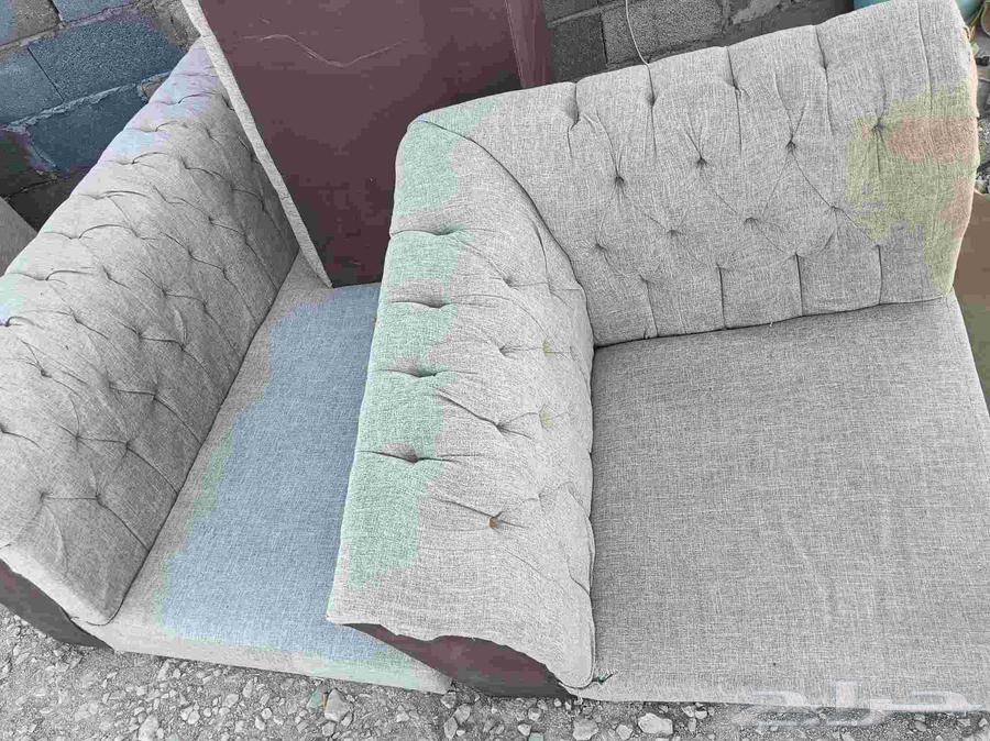 أريكة نظيفة جداً، السعر 200 ريال للبيع السريع، جوال64380478038273110