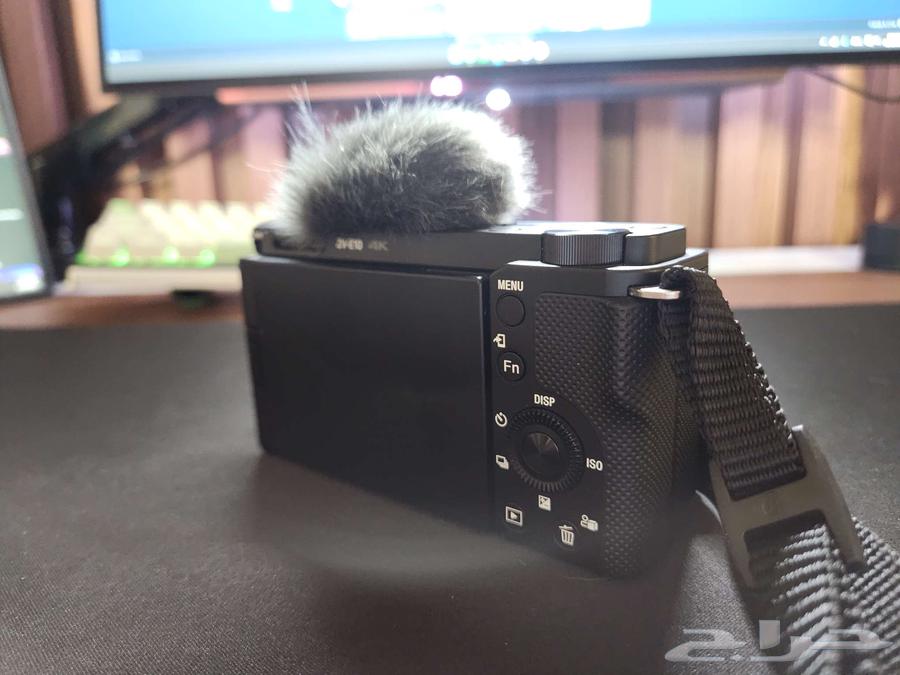 كاميرا ZV-E10 شبه جديدة64386668742913112