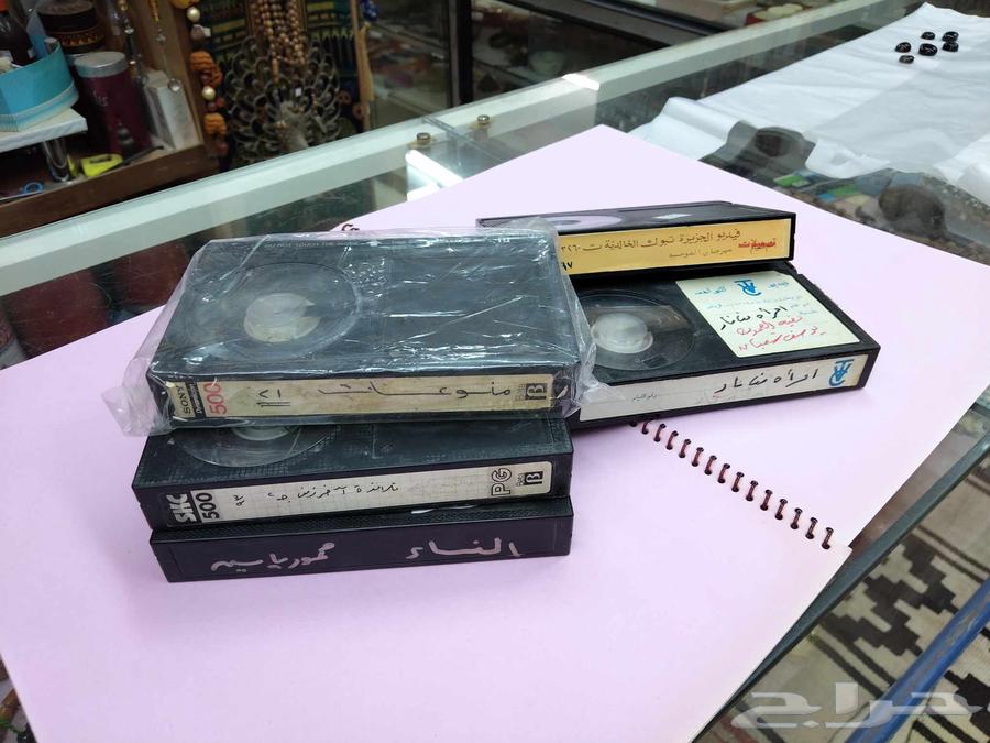Old large and small video tapes64387857264129111