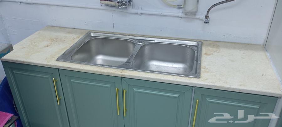 مغسلة مطبخ مع البلاط جديد 200 ريال64390898038786110