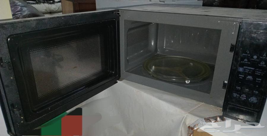 ميكرويف صغير يحتاج صيانة.ودافور صغير64392059671042110