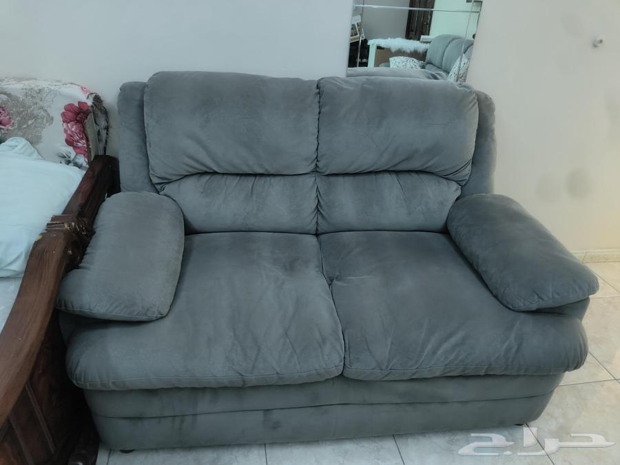 كنبة من هوم بوكس للبيع المستعجل64381534711427111