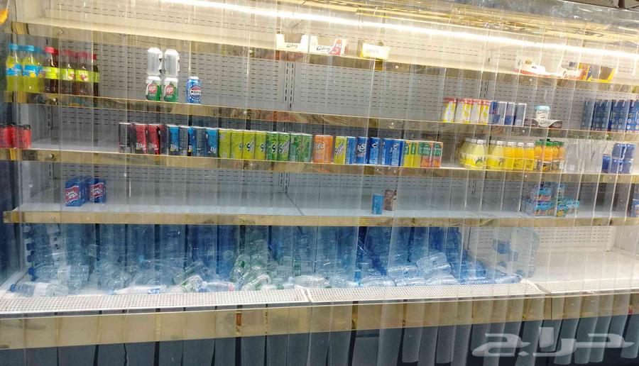 For sale large 4-meter clean and guaranteed refrigerator with external compressor64391797593858110