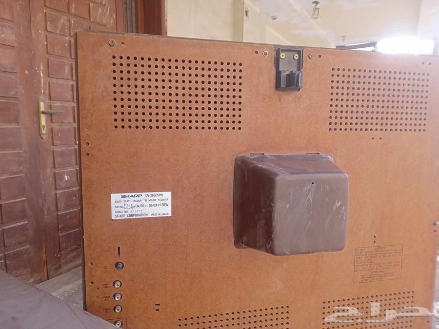 تلفزيون قديم اثري64387355097218112