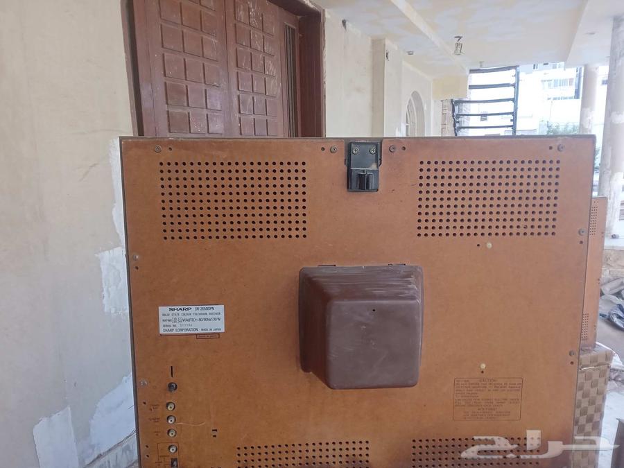 تلفزيون قديم اثري64387355097218114