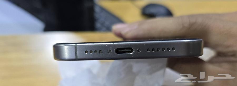 جوال 15برو ماكس ذكره 256نسبه البطاريه 8764387982048643110