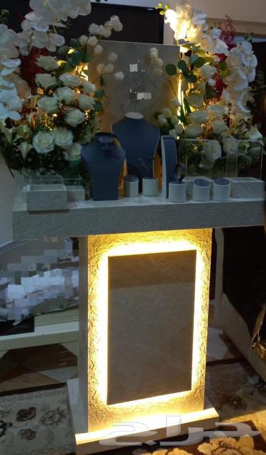 عربية ملكة كامل متكامل مع الكتابه وملحقاتها64389488317313111