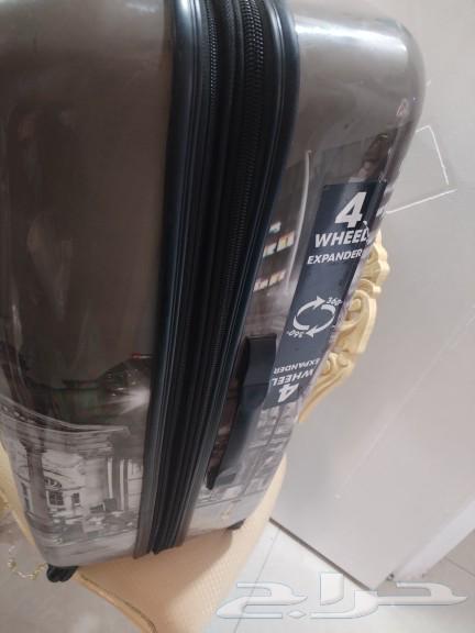 شنط سفر نظيفة مافيها اي عيوب64384341522818113