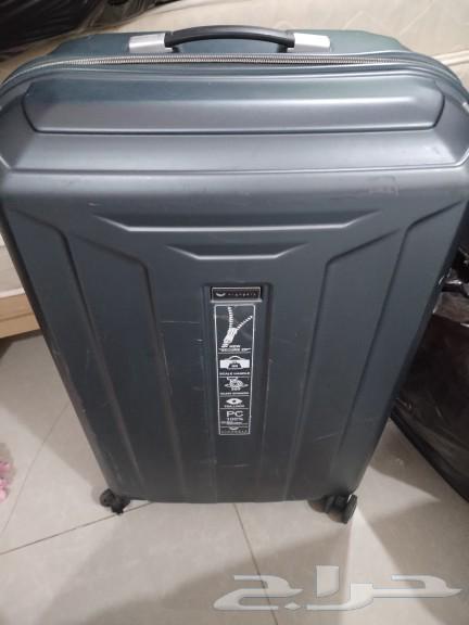 شنط سفر نظيفة مافيها اي عيوب64384341522818114