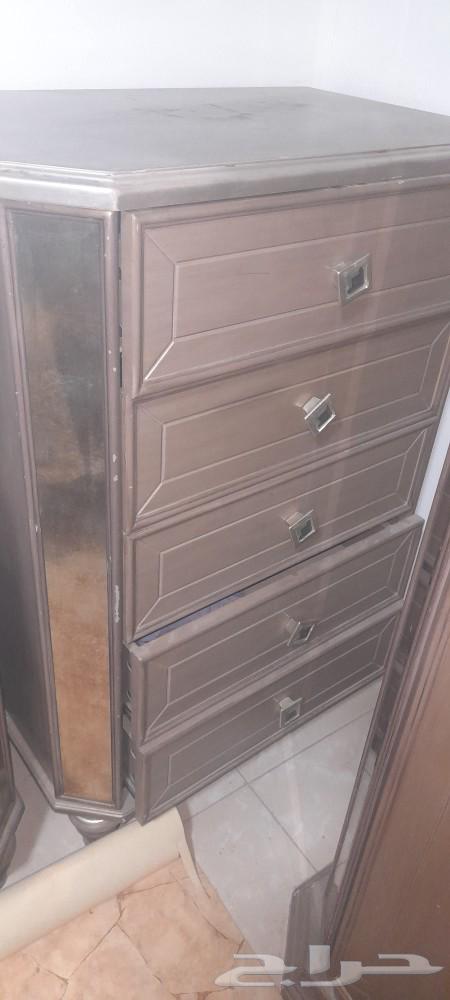 غرفة نوم أمريكى بحالة ممتازة .تتكون من 6 قطع64386683165057111