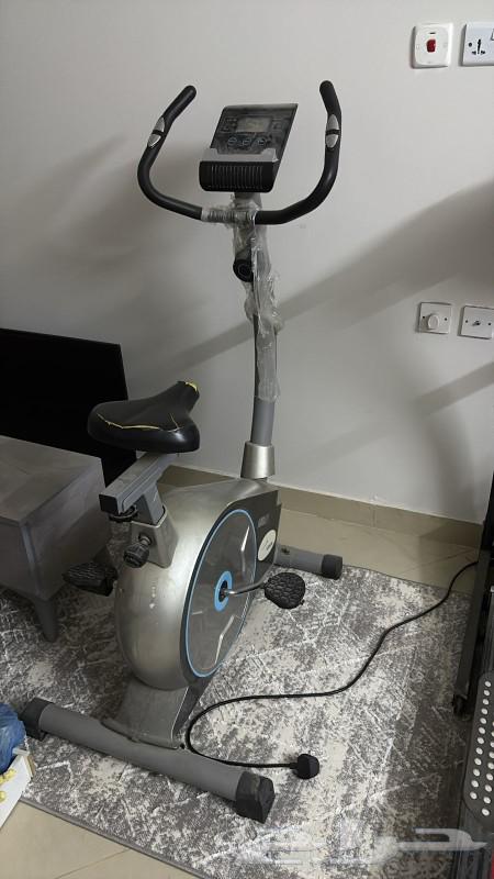 سير كهربائي و دراجة ثابتة للبيع64391990241667111