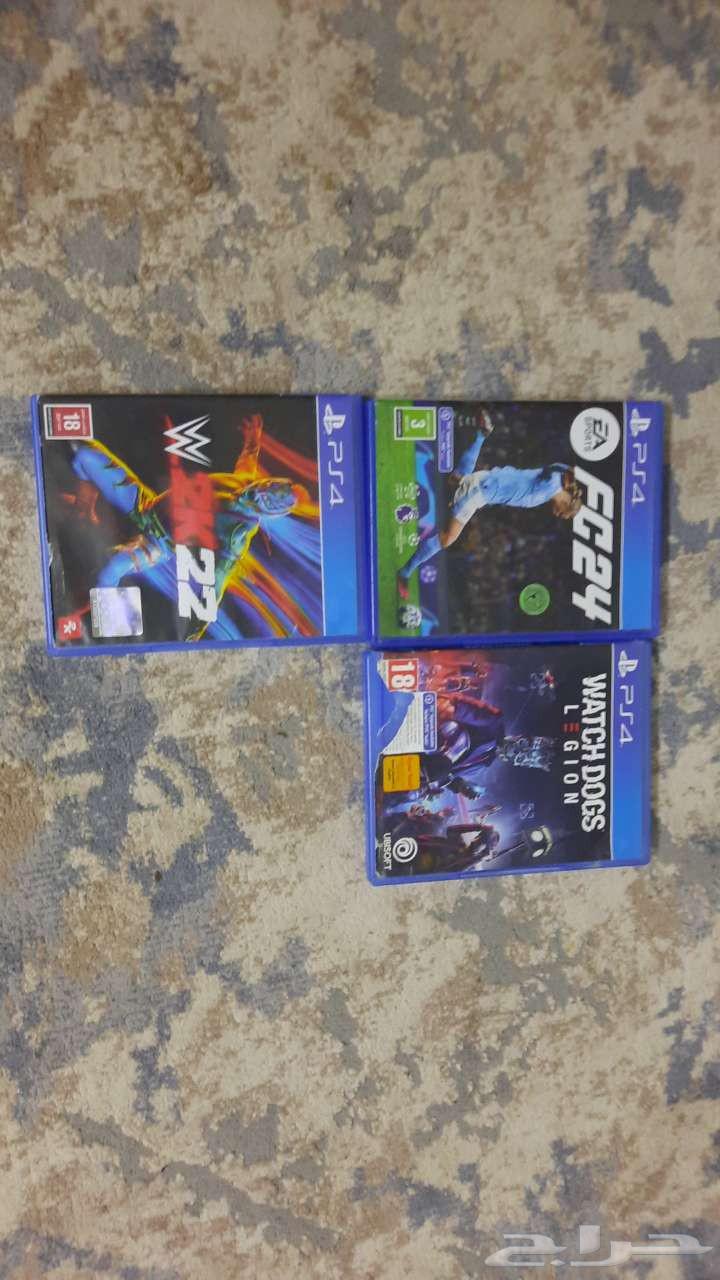 I'm showing you Sony tapes 4, all of them are clean and without scratches64379195792130111