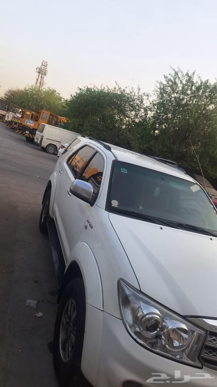 فورتشنر 2011 ممشئ 400 فيها رش تجميلي حزام محركات نظيف 4 سلند64536557546498111