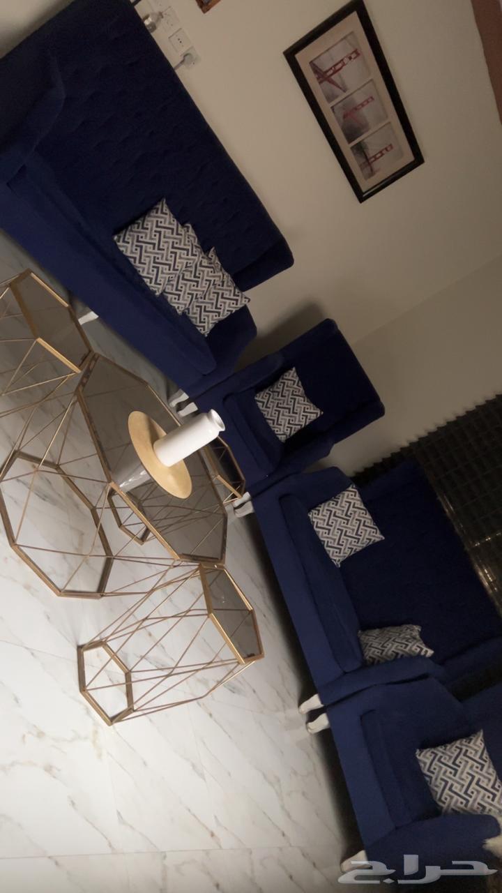 كنب مع طاولات للبيع64382362416770111