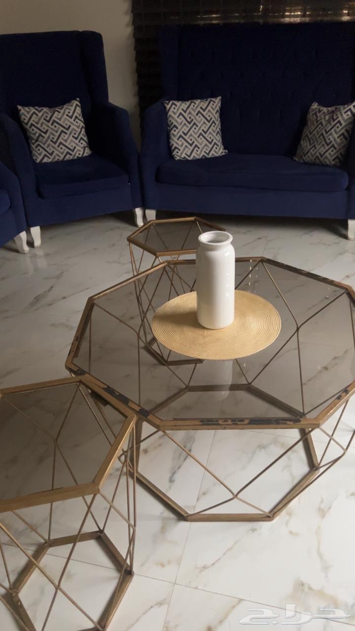 كنب مع طاولات للبيع64382362416770112
