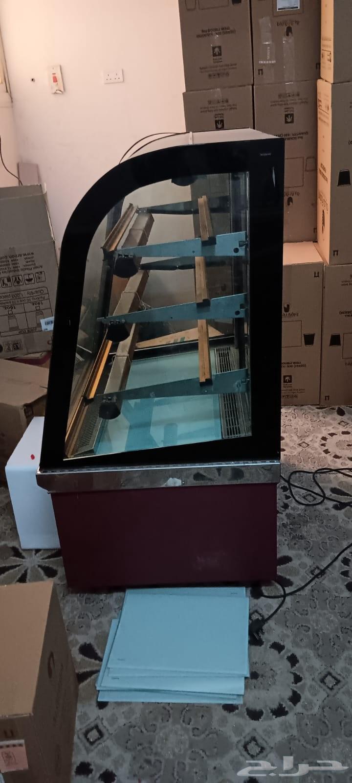 Italian display refrigerator64381823186561112