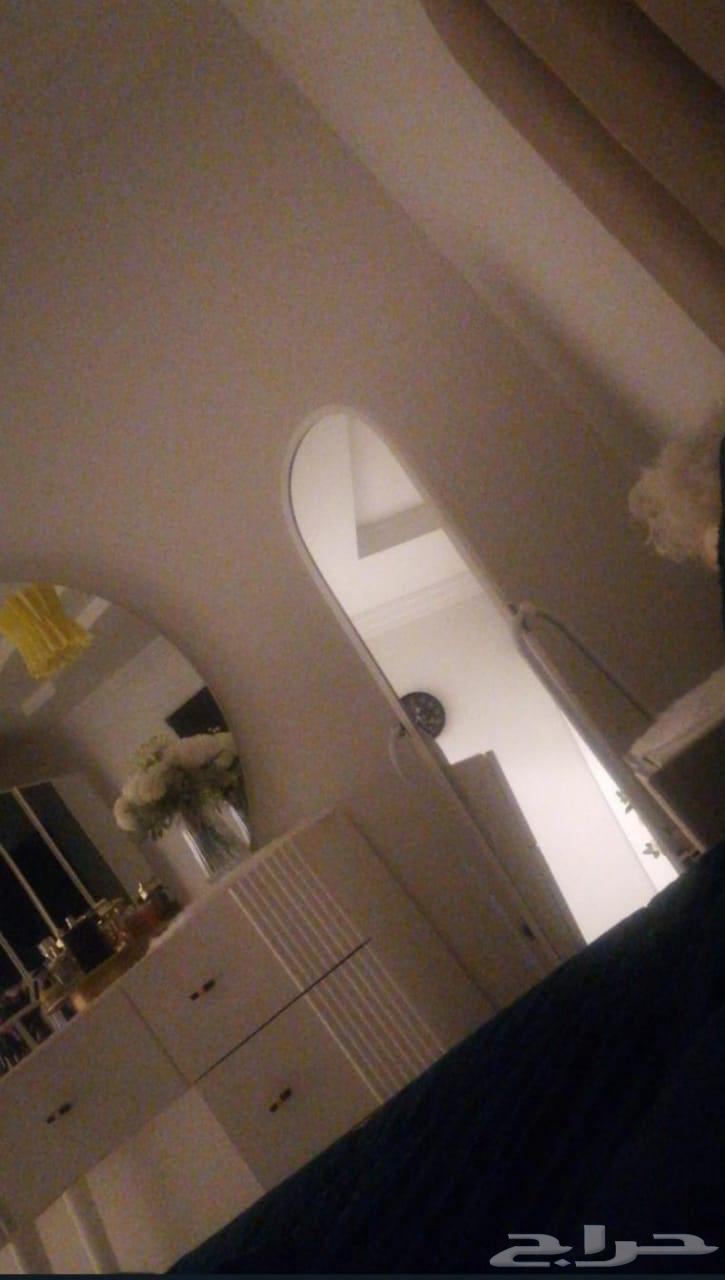 غرفه كامله من غير اسرير دولاب وكوميدينات وتسريحه ومرتبه64392114519171110