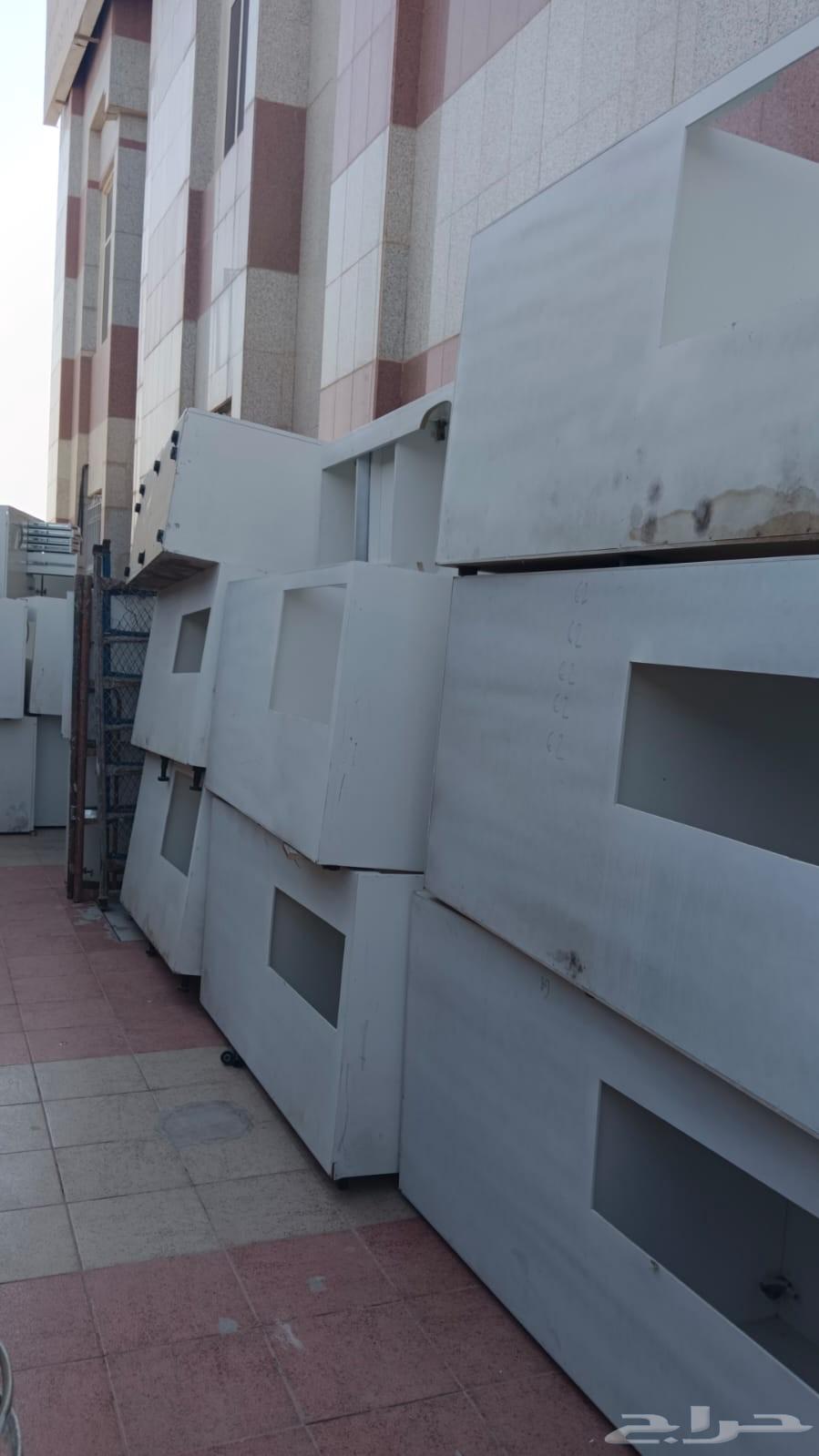 كبائن خشبية خاصة بالعيادات معا الاحواض مقاسات مختلفة64380723626371111