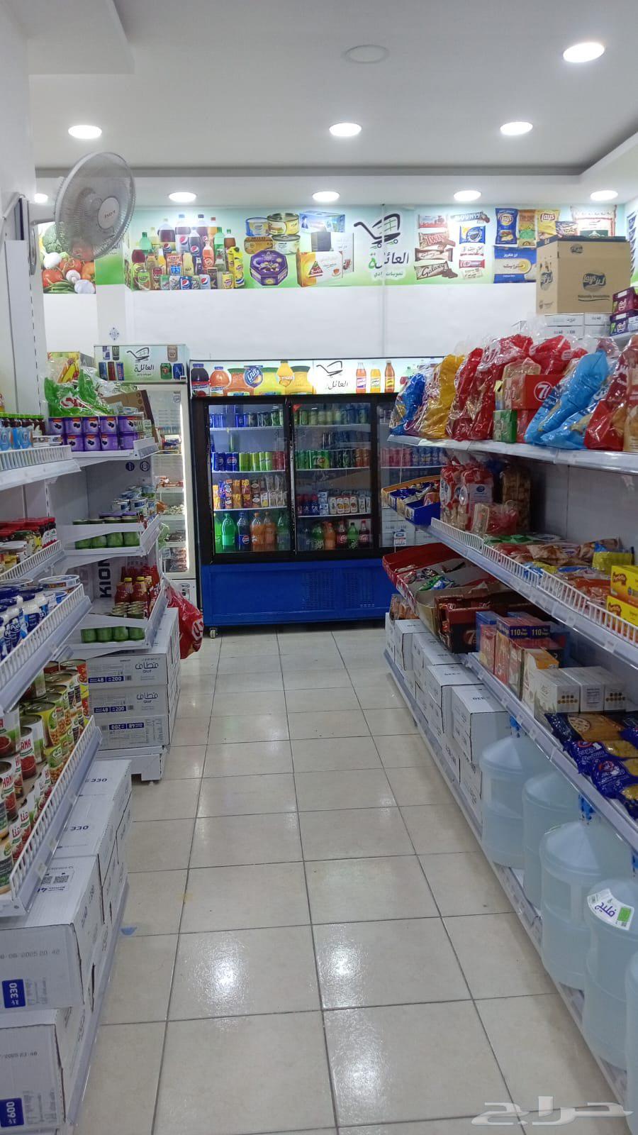 بقالة مع أغراضها بالكامل للبيع64386110299009112