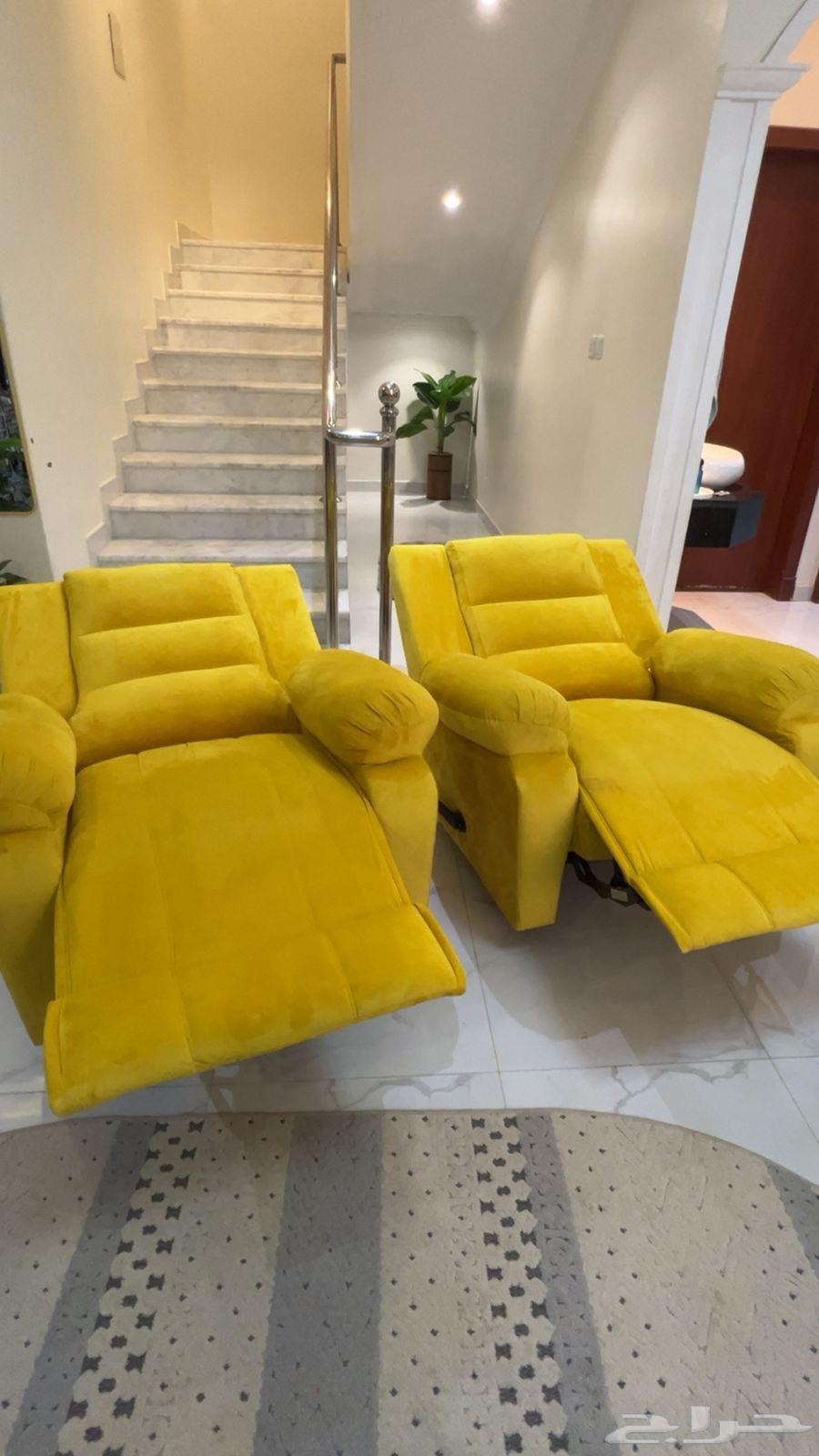 كراسي استرخاء شبه جديده للبيع64381246334594110