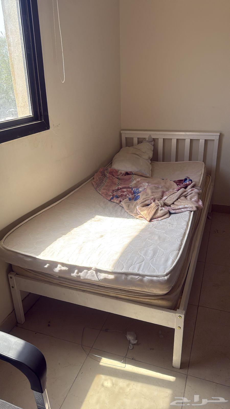 Items for sale (two-door iron wardrobe, 4-door wooden wardrobe, sideboard, and bed)64388880811393114