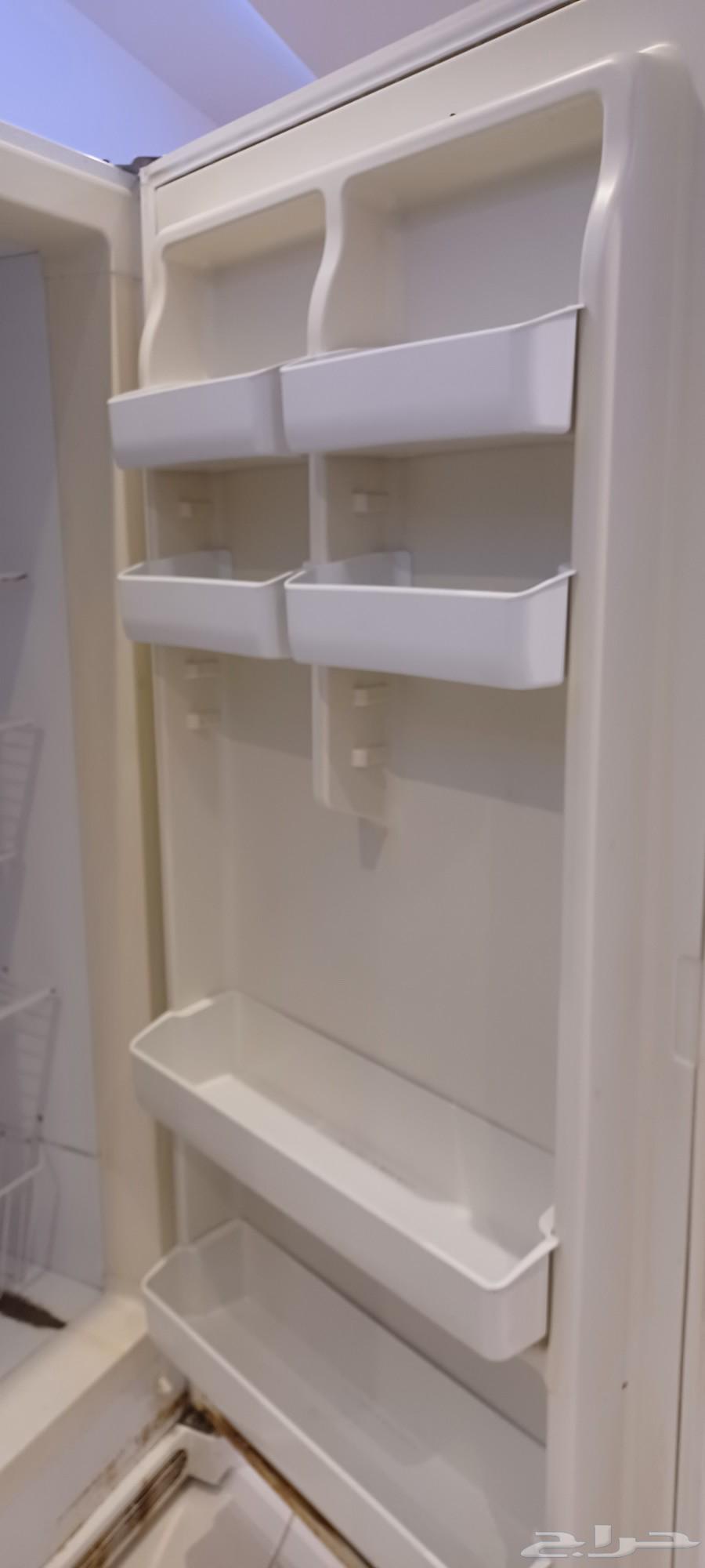 ثلاجة للبيع64380792374017111