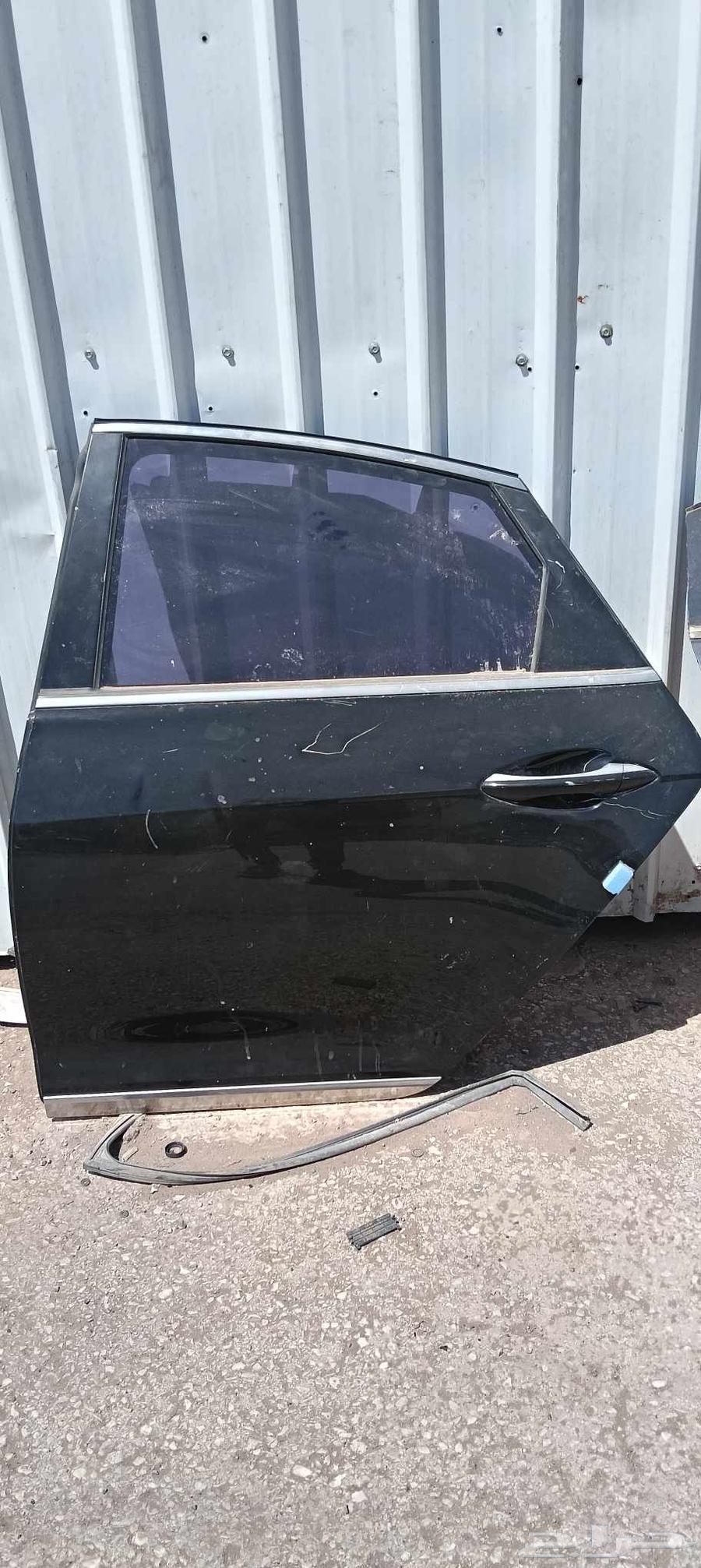 قطع غيار تشليح باب سيارات وكاله هيونداي وكيا وباليسيد64527544704131114