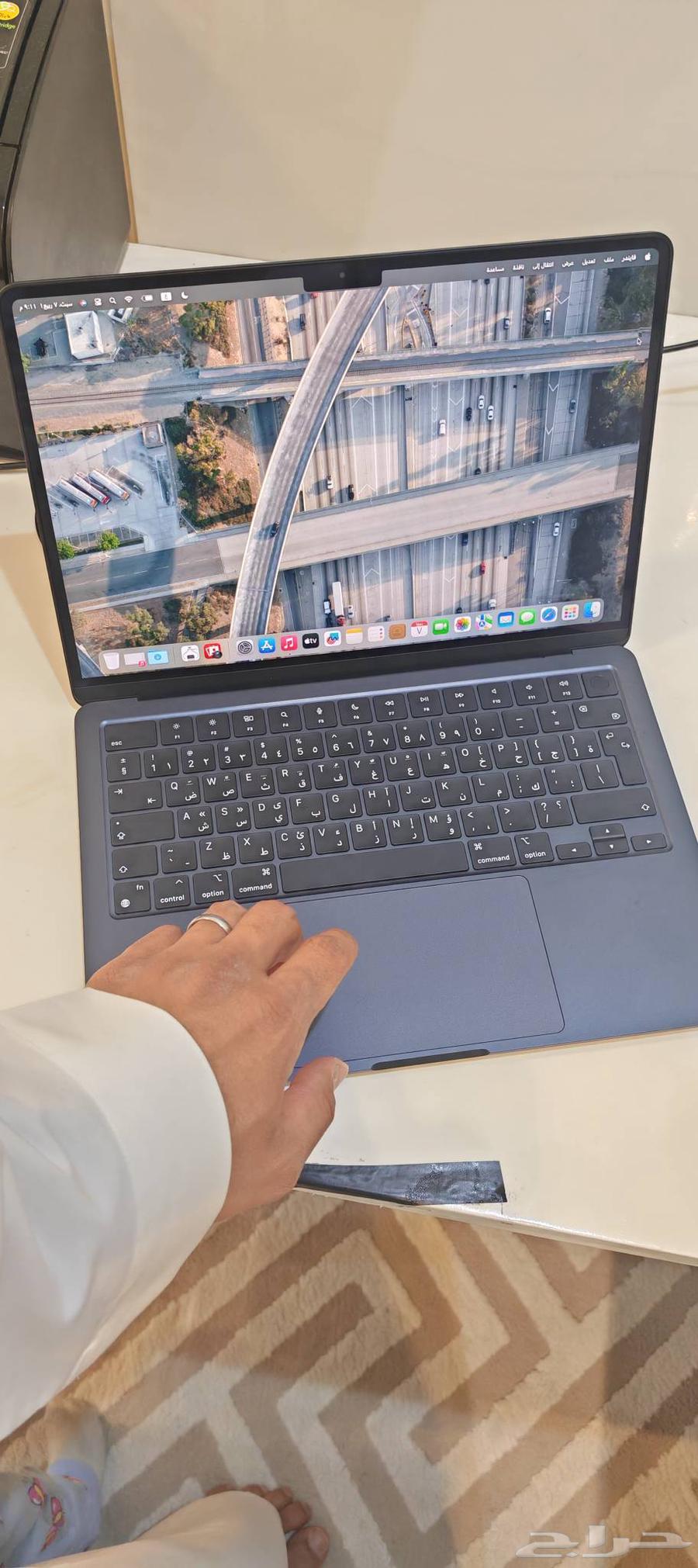 ماك بوك نظيف جدا64390527371651110