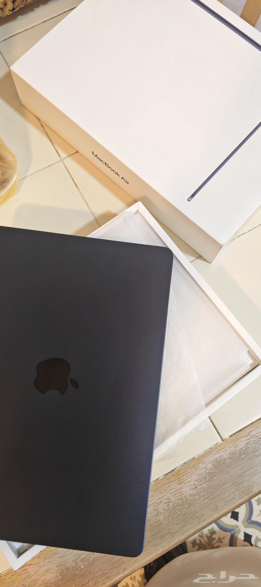 ماك بوك نظيف جدا64390527371651114