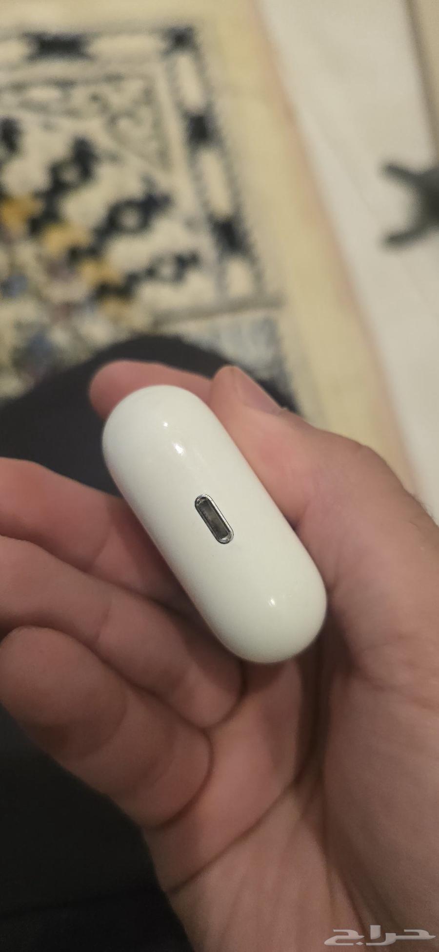 ايربودز 364378032501634114