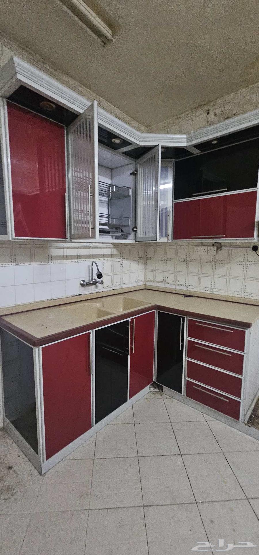 دولاب مطبخ نظيف درجة اولى64384341515649112